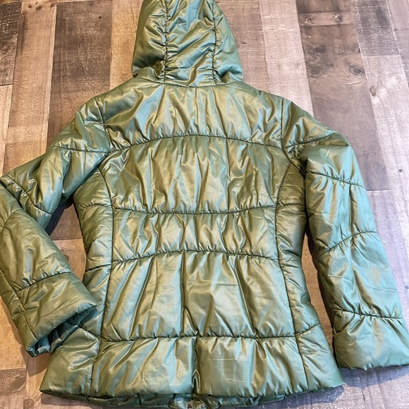 Patagonia hooded women’s insulated jacket - Picture 11 of 14